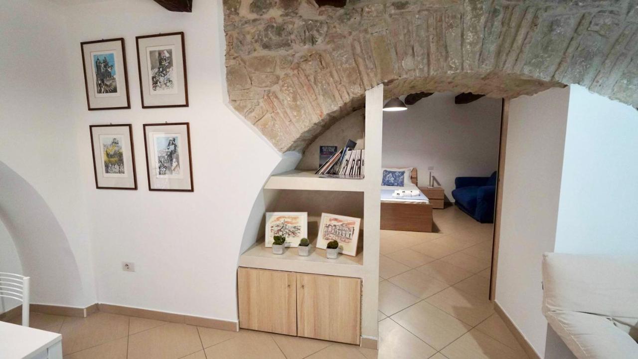 Ch Suite & Privateparking - Corso 18 Agosto - Apartment Potenza Luaran gambar