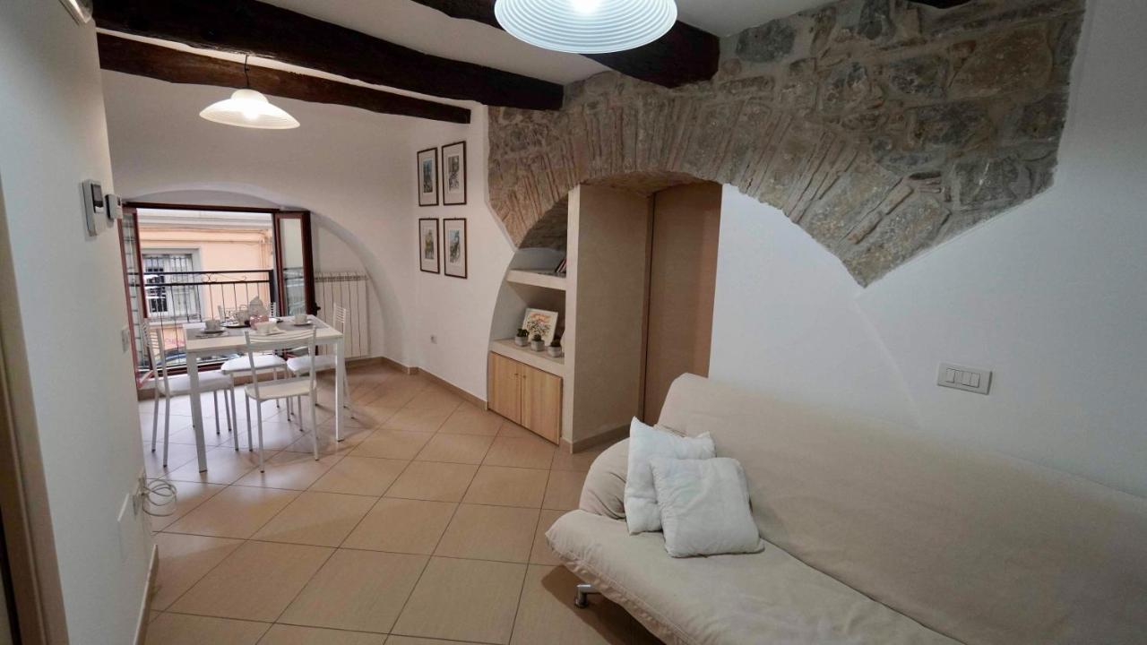 Ch Suite & Privateparking - Corso 18 Agosto - Apartment Potenza Luaran gambar